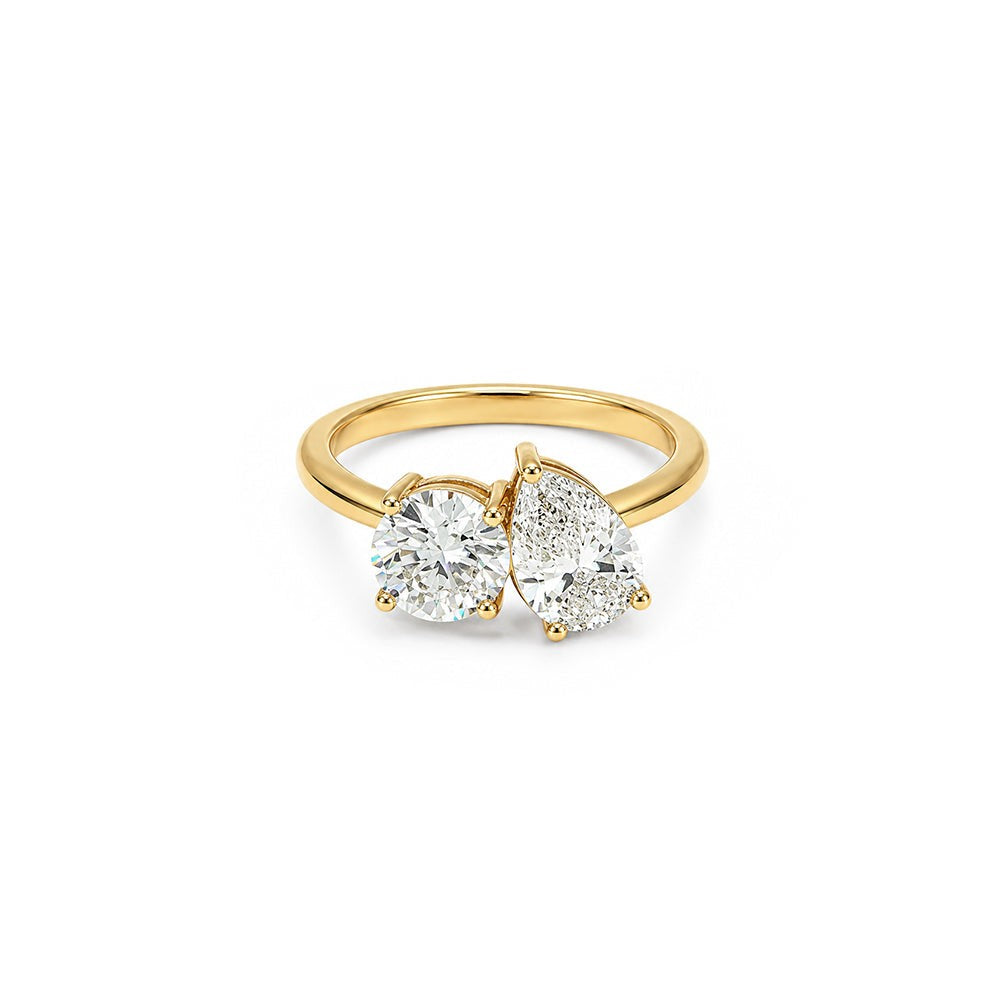 Round & Pear Toi et Moi Engagement in 18ct Yellow Gold