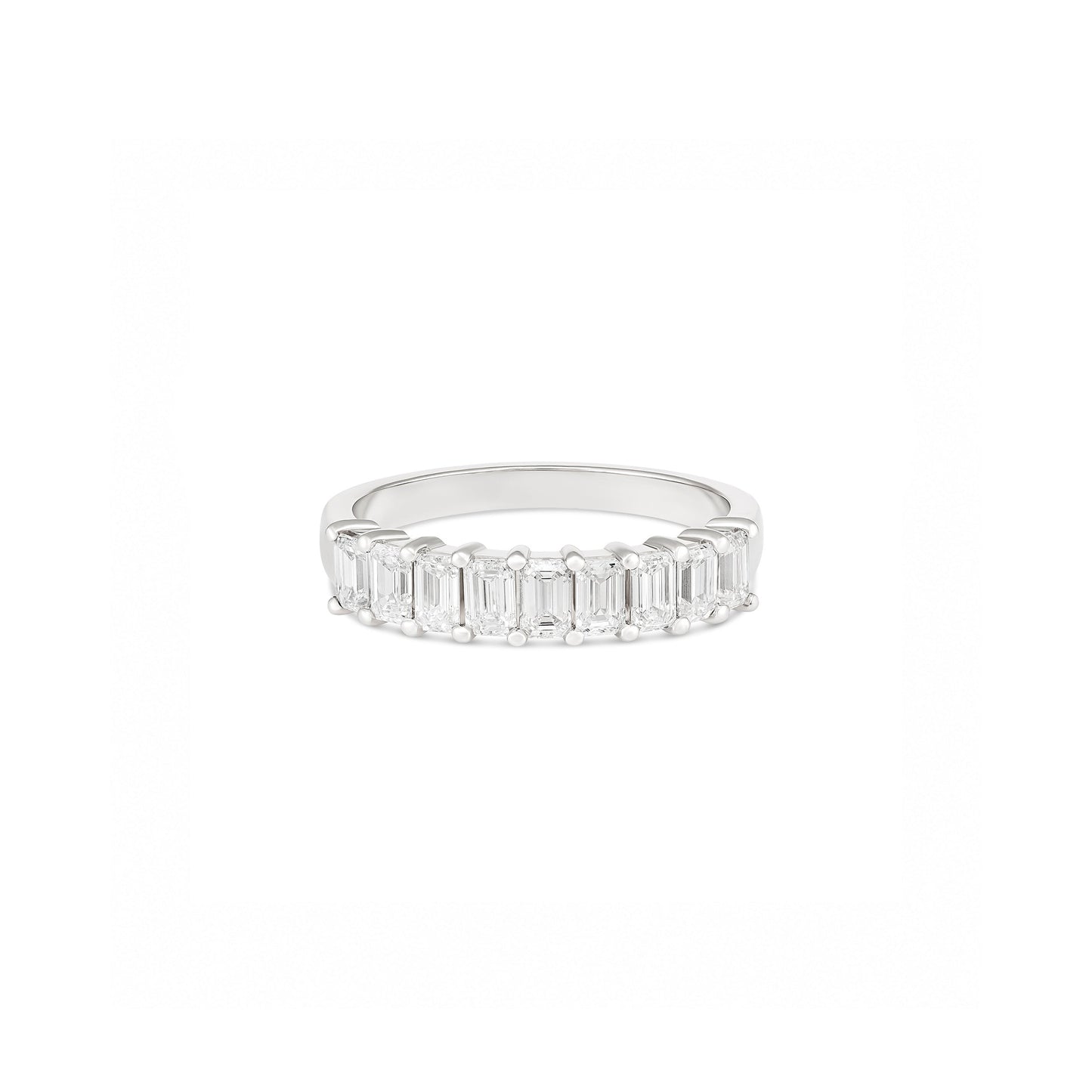 18ct White Gold Emerald Cut Diamond Ring