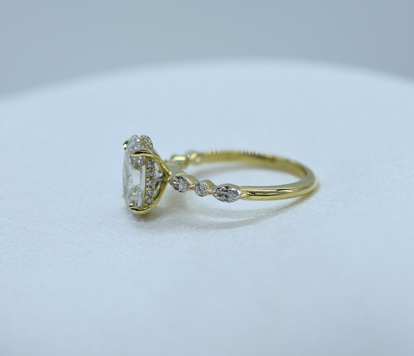2ct Oval Lg Hidden Halo Engagement ring