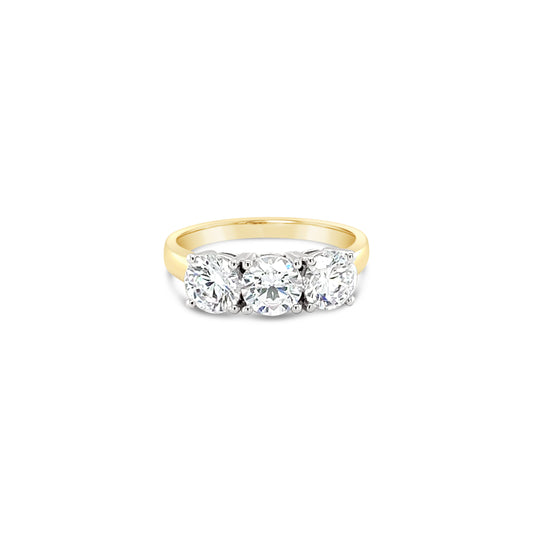 Luxury 18CT Yellow Gold 3 - Stone Diamond Ring